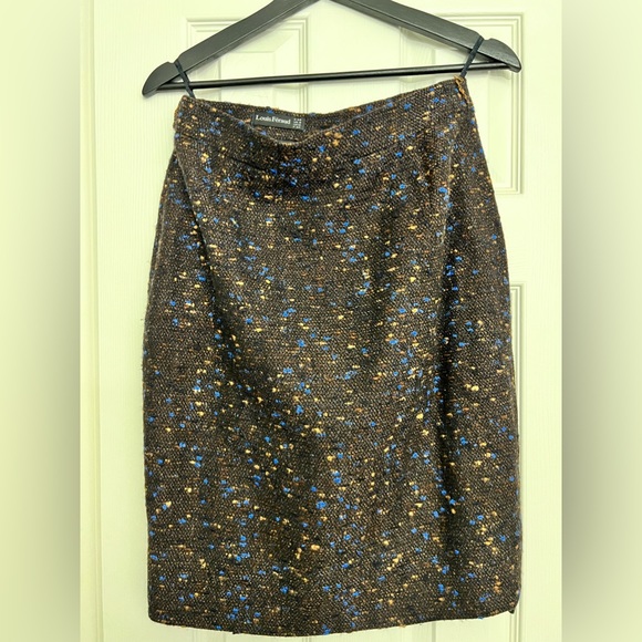 Vintage Louis Féraud wool blazer and skirt combo. - Picture 2 of 7